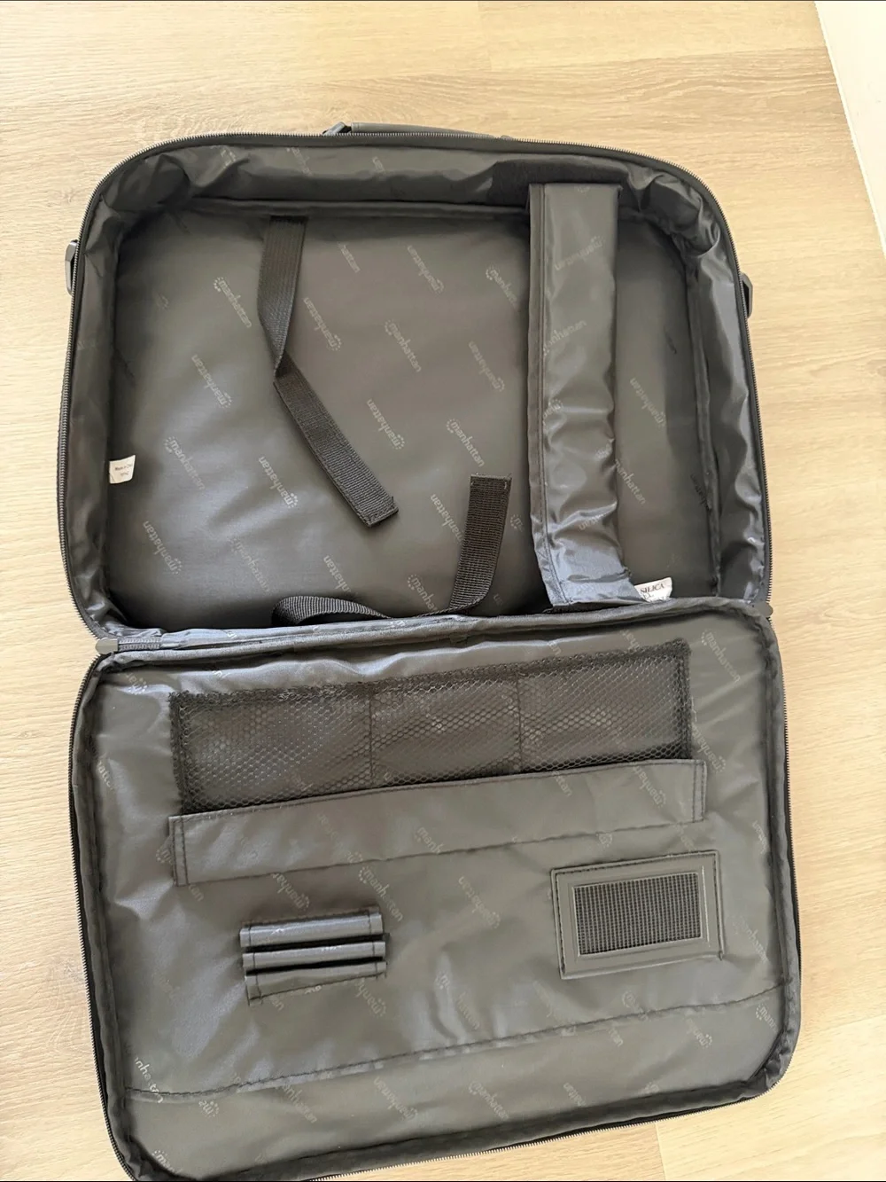 New Black stylish Laptop Briefcase - Black